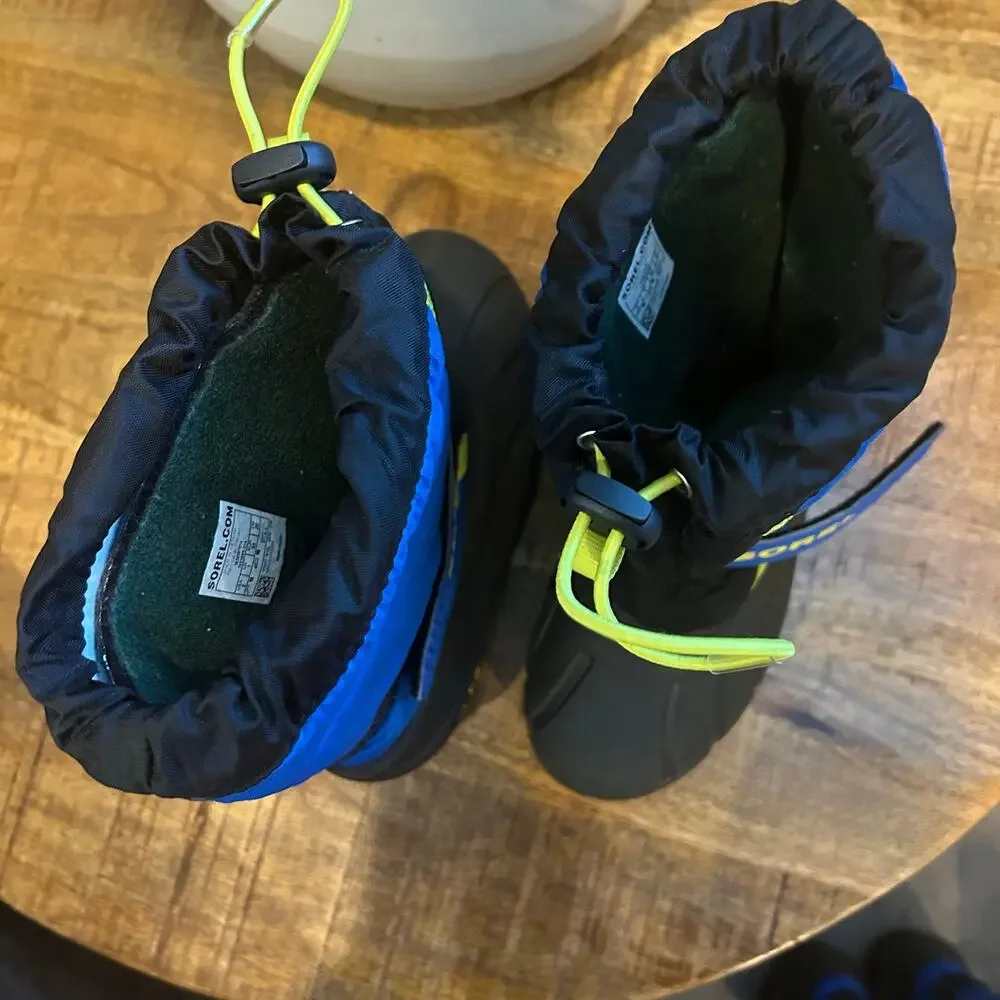 Sorel Youth Flurry Snow Winter Boots Size 2 Waterproof Insulated Blue and Black
